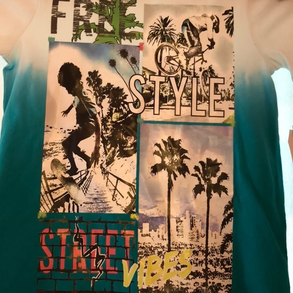 Flapdoodles boys street vibes set red & blue  NWT size 5